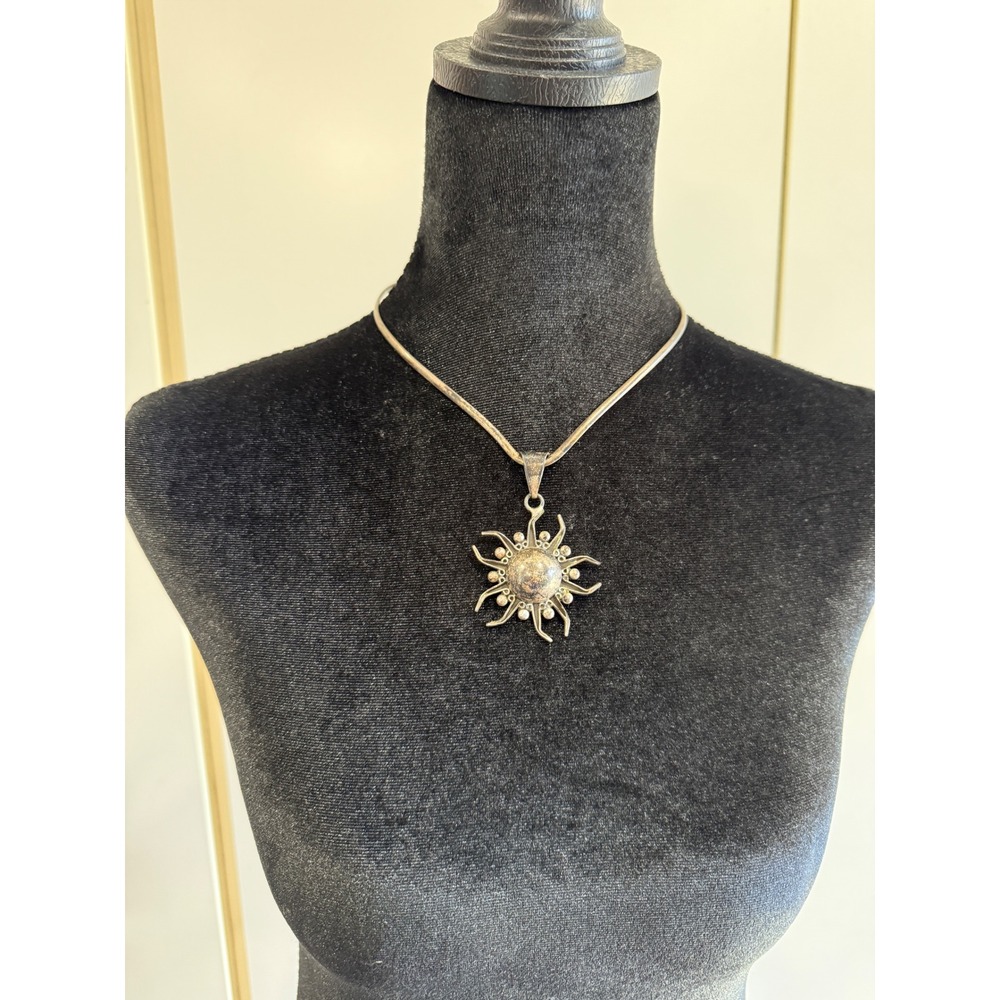 Vintage Sun Pendant Snake Chain Necklace Silver Tone Celestial Sunburst Boho